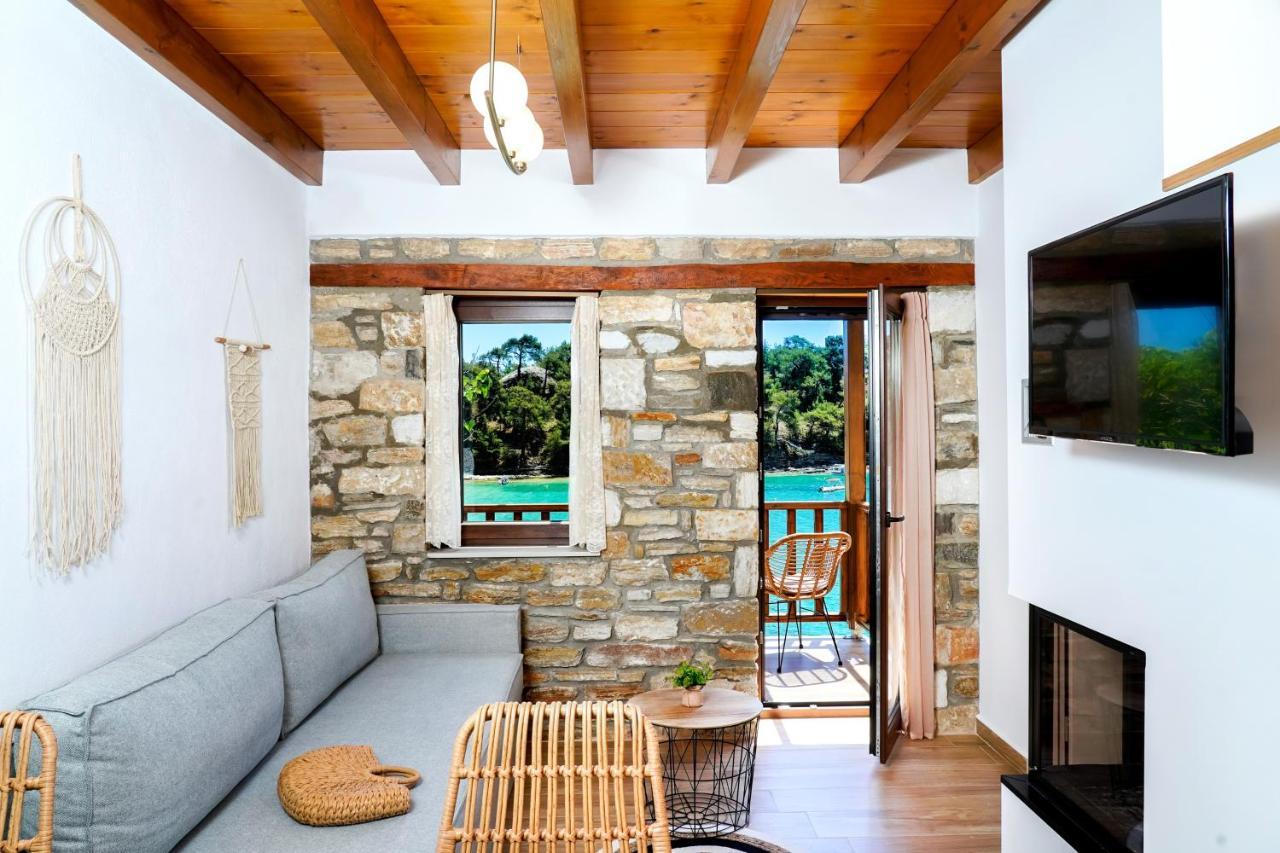 Villa Evilion Alikí Екстериор снимка